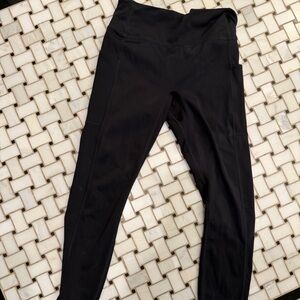 Fabletics Anywhere Motion365+ High-Waisted Utility Legging